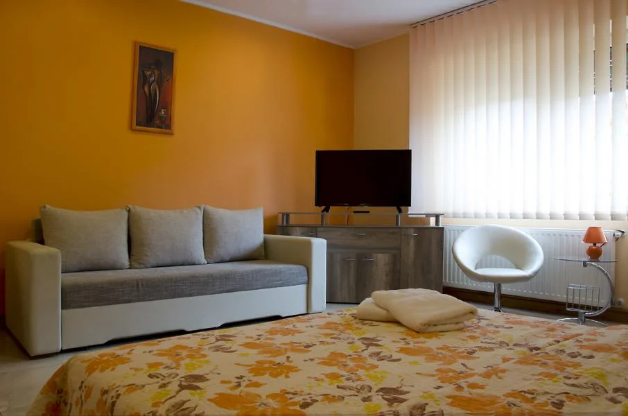 Vörösmarty 4. Apartman